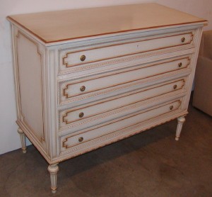 French Dresser