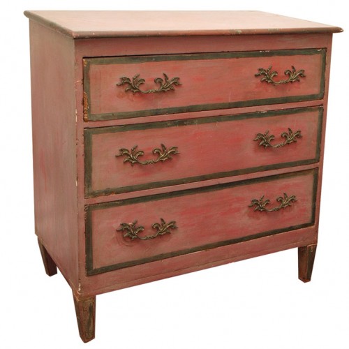 Antique French Deep Pink Dresser or Commode disegno Karina Gentinetta